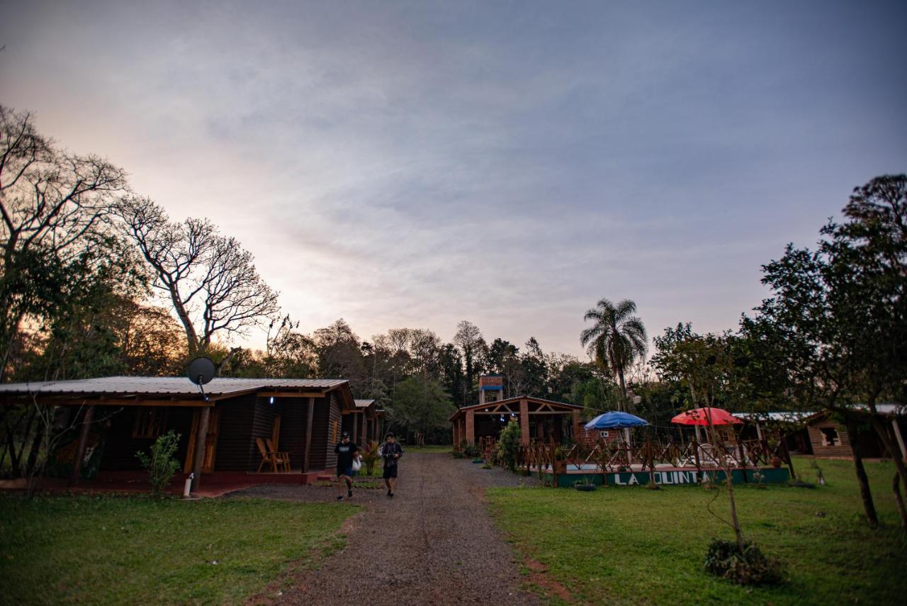 Cabanas La Quinta Puerto Iguazú Esterno foto