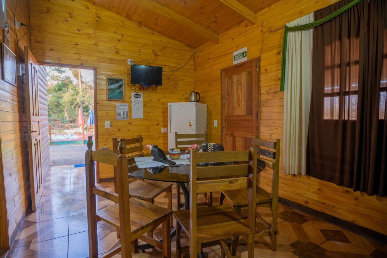 Cabanas La Quinta Puerto Iguazú Esterno foto
