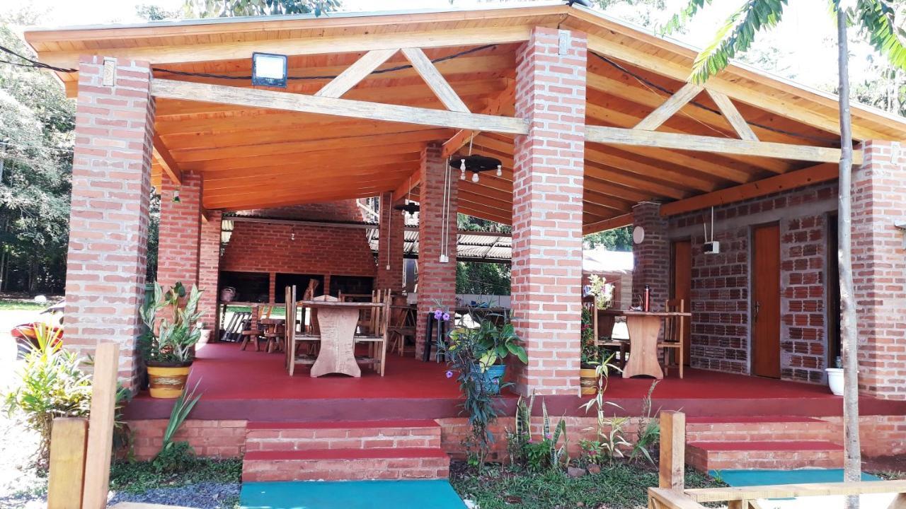 Cabanas La Quinta Puerto Iguazú Esterno foto