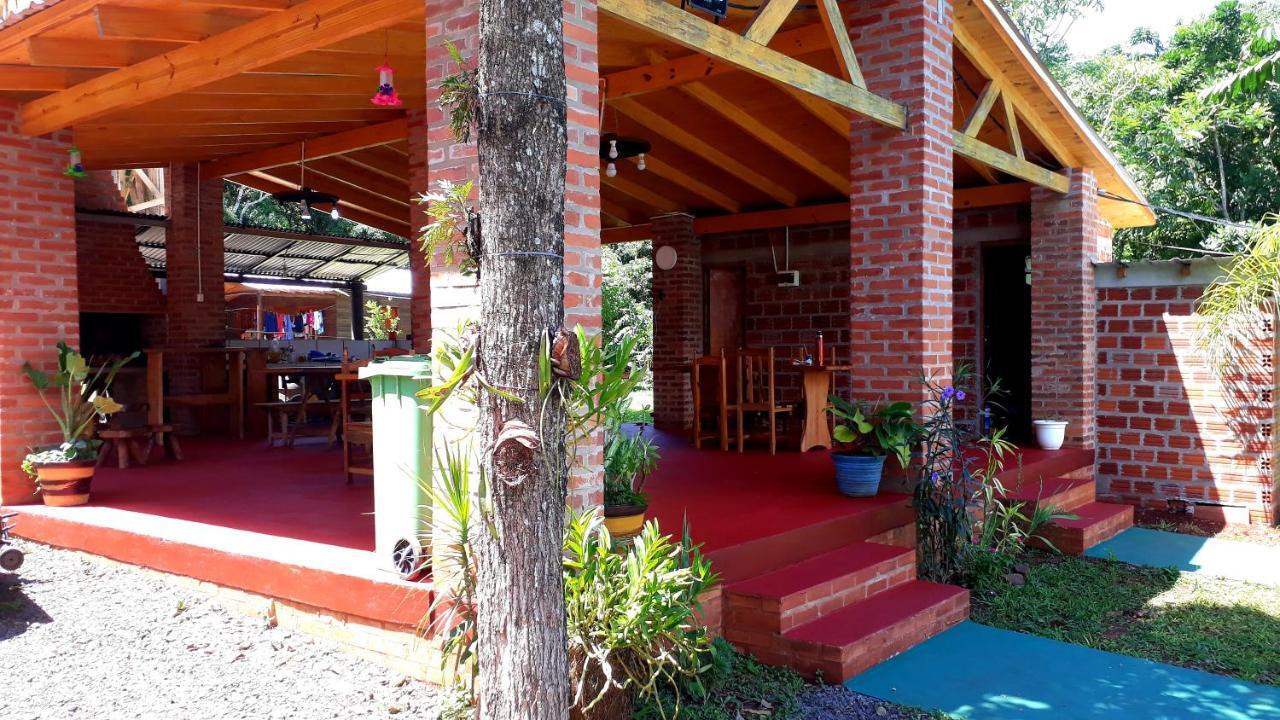 Cabanas La Quinta Puerto Iguazú Esterno foto